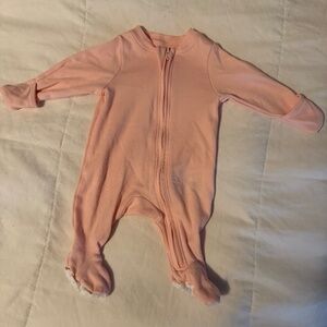 Pink soft stretch onesie for preemie